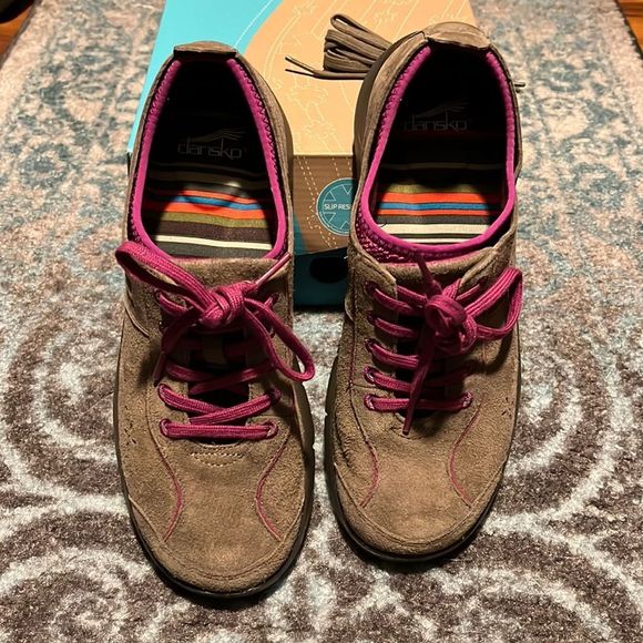 Dansko shoes / size 39 / Taupe - Picture 1 of 6